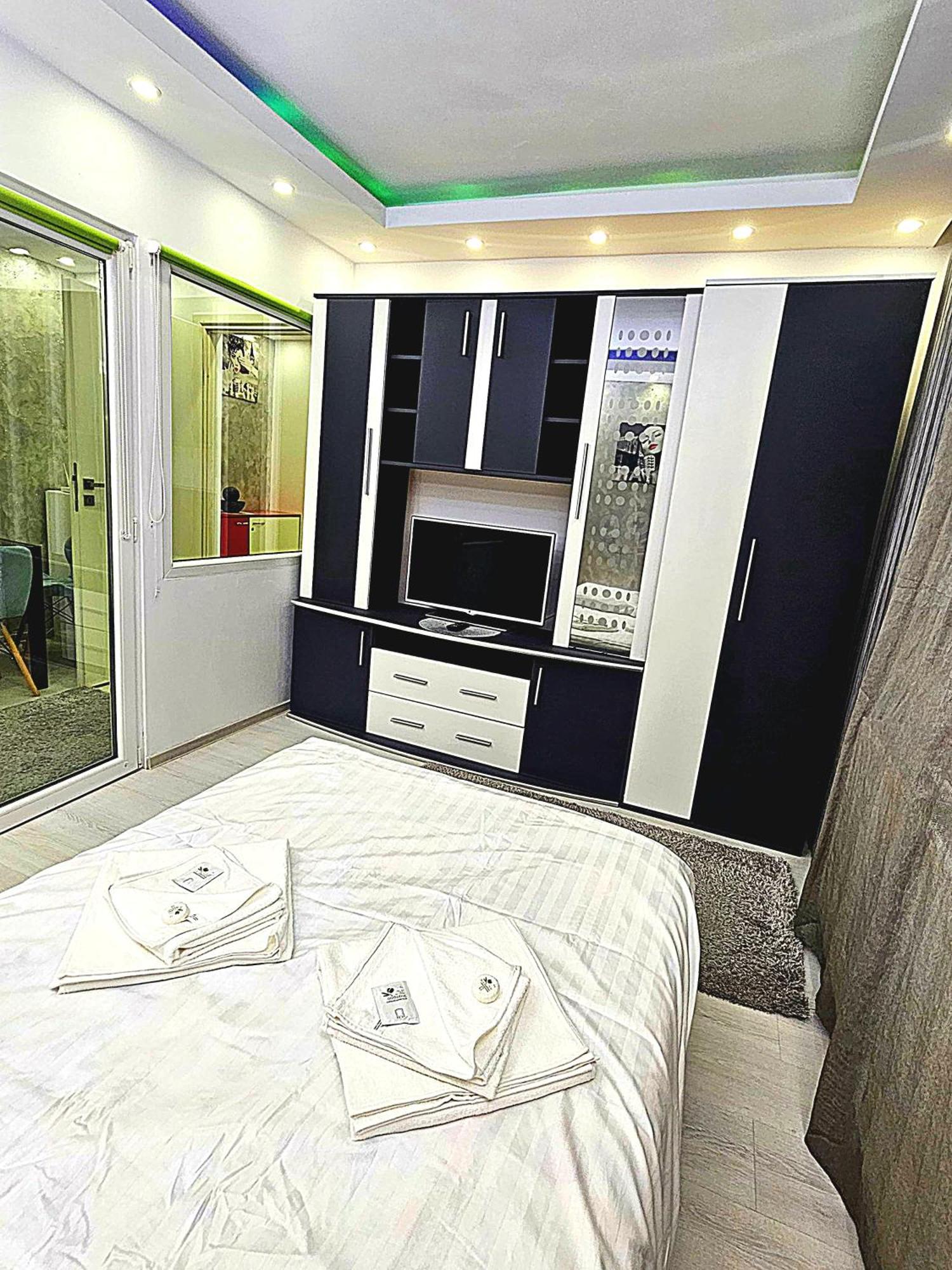 Luxury Paul Apartment Green, Private & Accessible Braşov Exterior foto